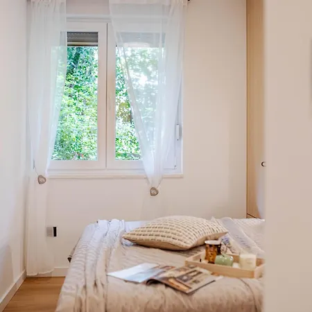 Apartment Mediterranean Bliss Near Old Town And *